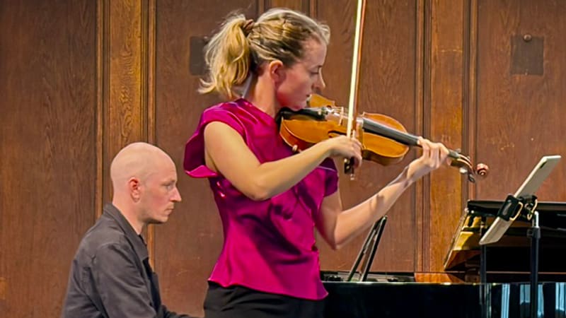 Stralende seizoensopening met Emma Roijackers en Caspar Vos